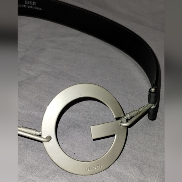 GUCCI BELT ~ BLACK LEATHER WITH SILVER "G" BUCKLE - Picture 5 of 16